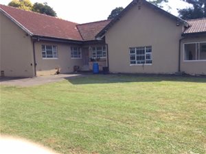 3 Bed House in Prestbury