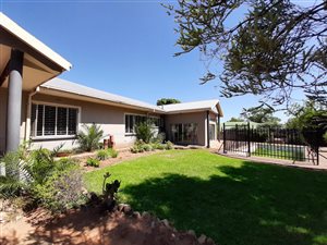 4 Bed House in Bayswater