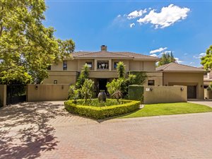 4 Bed House in Cedar Lakes
