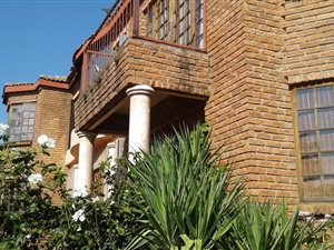 3 Bed House in Florauna