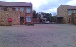 2 Bedroom Apartment in Clarina