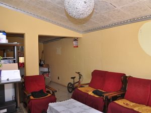 3 Bed House in Buffalo Flats