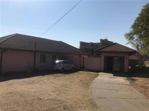 3 Bed Cluster in Standerton