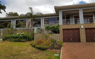 3 Bedroom House in Langerug