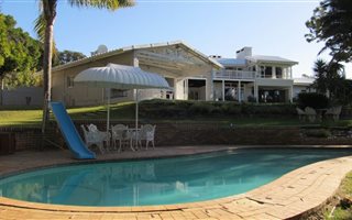 4 Bedroom House in Mossel Bay Central