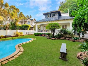 4 Bed House in Greenside