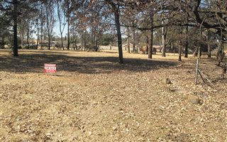 1034 m² Land available in Pollak Park