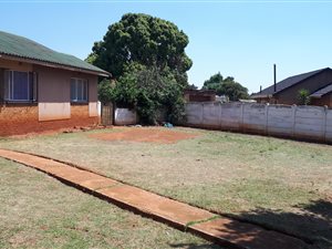 3 Bed House in Edelweiss
