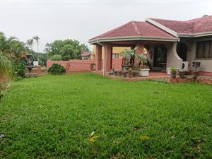 3 Bed House in Stanger Manor