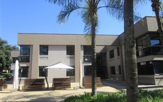 443 m² Office Space in Sandown