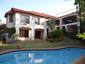5 Bed House in Groenkloof