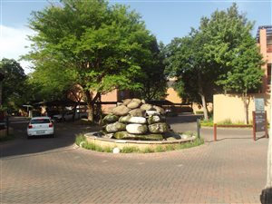 2 Bed Apartment in Douglasdale