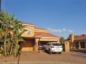 4 Bedroom House in Edenglen