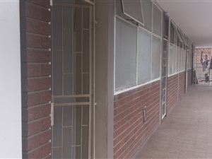 1 Bed Flat in Vereeniging Central