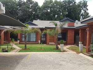 2 Bed Townhouse in Three Rivers