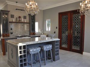 3 Bed House in Midlands Estate