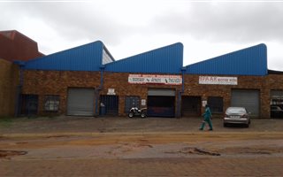949 m² Industrial space in Witbank