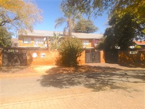 3 Bed Townhouse in Windsor West