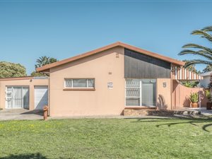 3 Bed House in Rowallan Park and surrounds