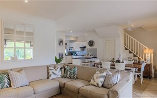 3 Bedroom Duplex in Mount Edgecombe Country Club Estate 2