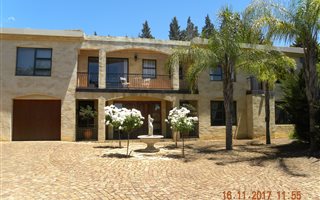 4 Bedroom House in Malmesbury