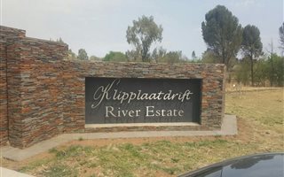 37 ha Farm in Three Rivers