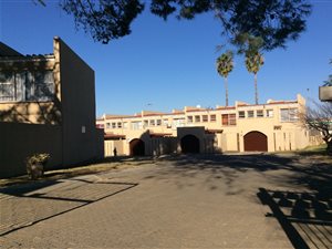 3 Bed Apartment in King Williams Town