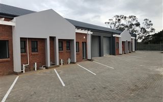100 m² Commercial space in Fairview