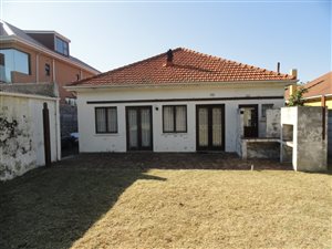3 Bed House in Rondebosch