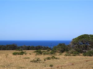 1.8 ha Land available in Kaysers Beach