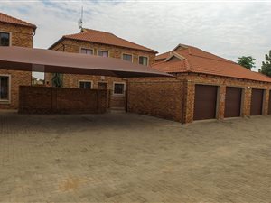 4 Bed Duplex in Theresa Park