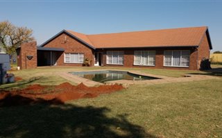 3 Bedroom House in Rand Collieries