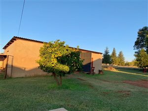 1.7 ha Farm in Sterkfontein and surrounds