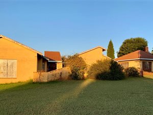 1.7 ha Farm in Sterkfontein and surrounds