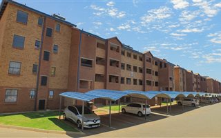 2 Bedroom Apartment in Chantelle