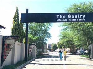 350 m² Office Space in Fourways