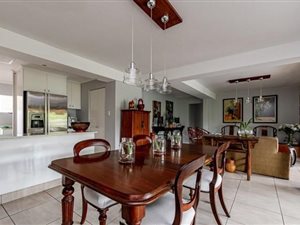 4 Bed Apartment in Westville
