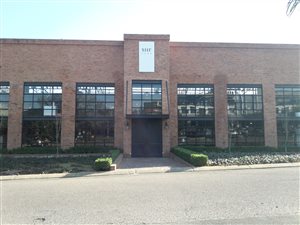 2290 m² Retail Space in Kramerville