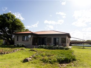 5 Bed House in Deales Gift