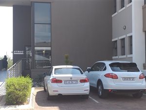 144 m² Commercial space in Tijger Valley and surrounds