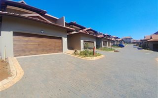3 Bedroom Townhouse in Izinga Ridge