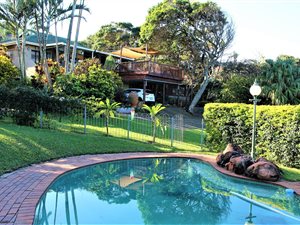 4 Bed House in Leisure Bay