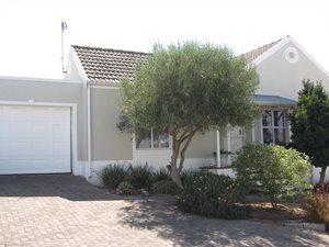3 Bed House in Malmesbury