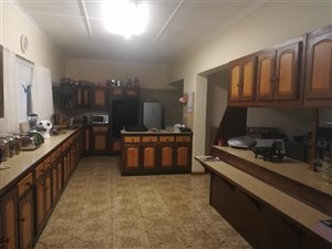 4 Bed House in Suidrand