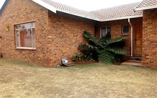 4 Bedroom House in Brakpan North