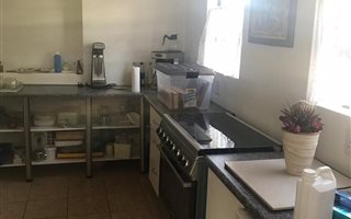 105 m² Office Space in Bredell AH