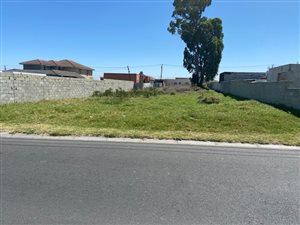 1001 m² Land available in Hagley