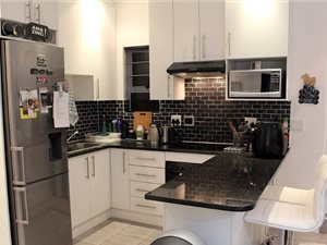 2 Bed Apartment in South End