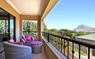 5 Bedroom House in Scott Estate