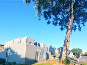 3 Bed Townhouse in Roseacre